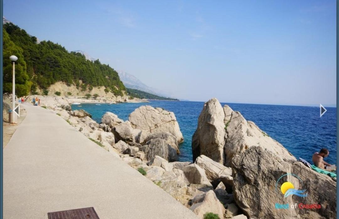 Apartmani Mares - 20 M From The Beach ブレラ エクステリア 写真