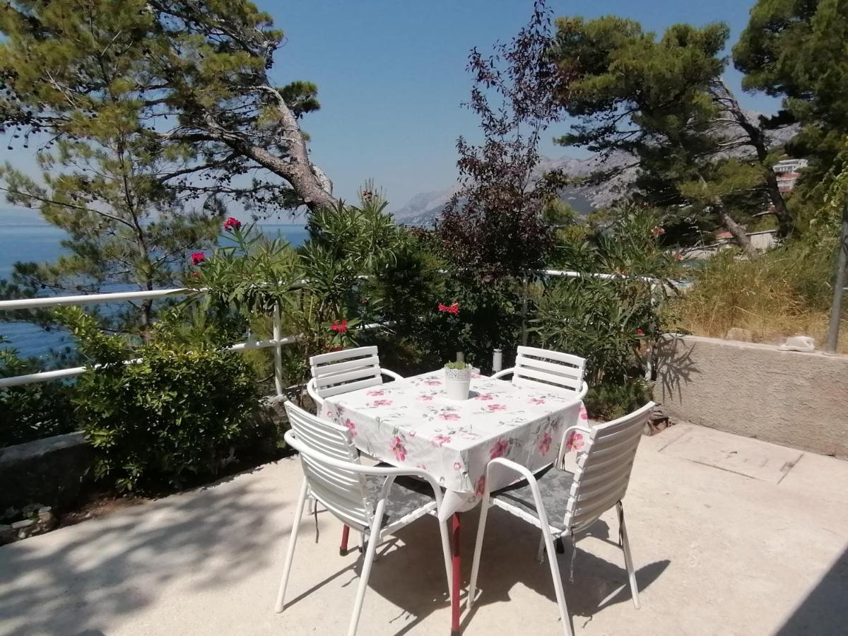 Apartmani Mares - 20 M From The Beach ブレラ エクステリア 写真