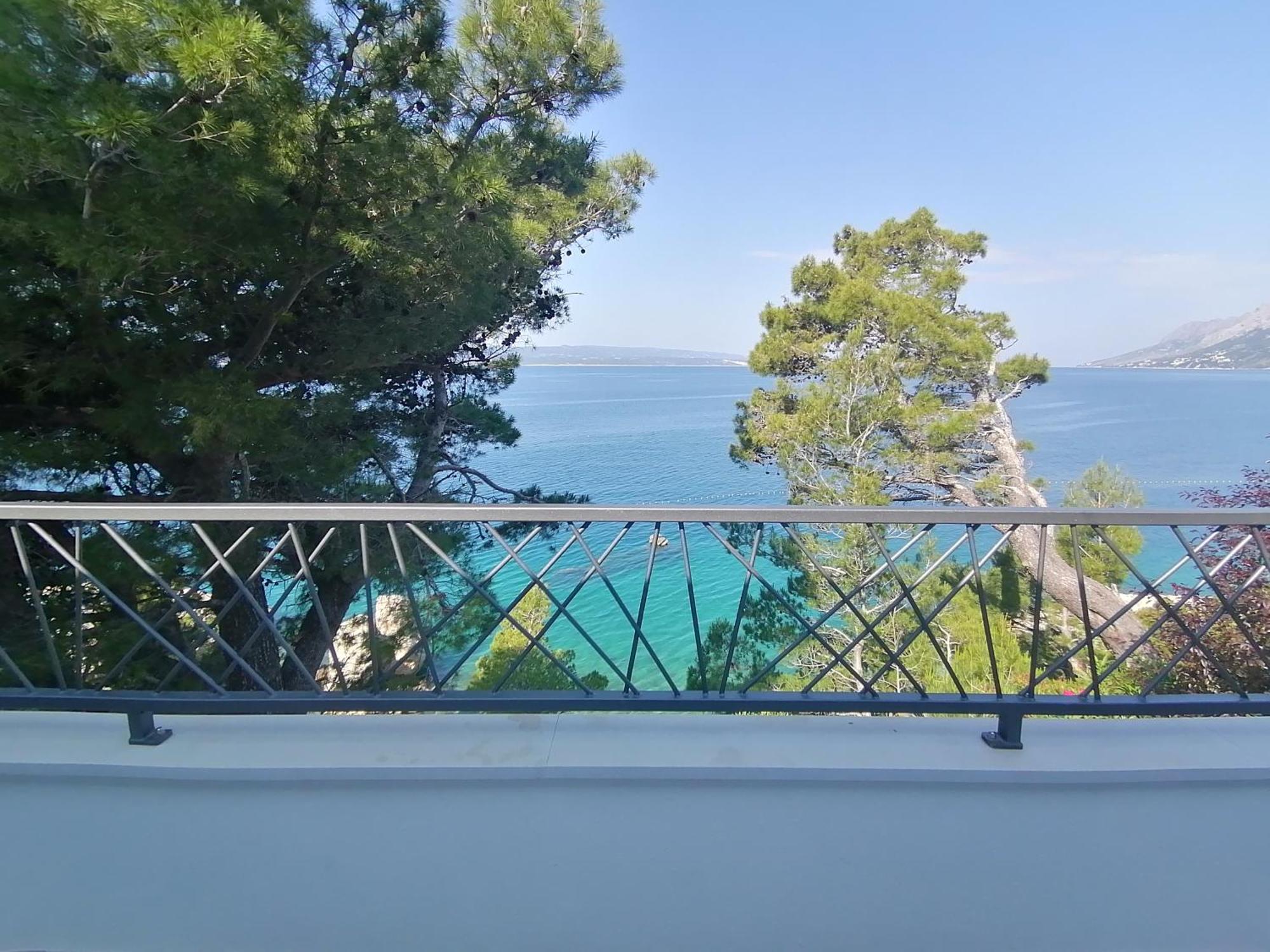 Apartmani Mares - 20 M From The Beach ブレラ エクステリア 写真