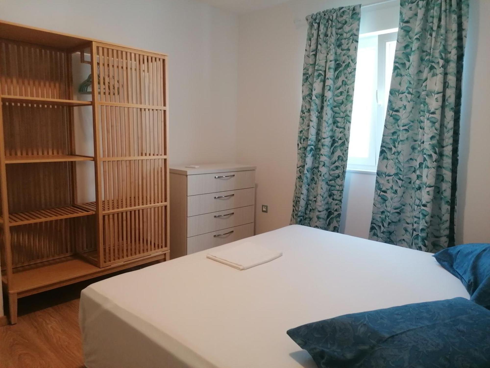 Apartmani Mares - 20 M From The Beach ブレラ エクステリア 写真